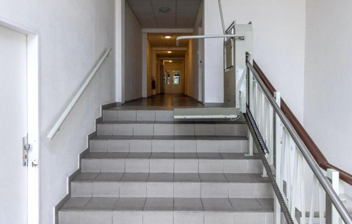 Private Apartment 1Km From Center Bratislava Esterno foto